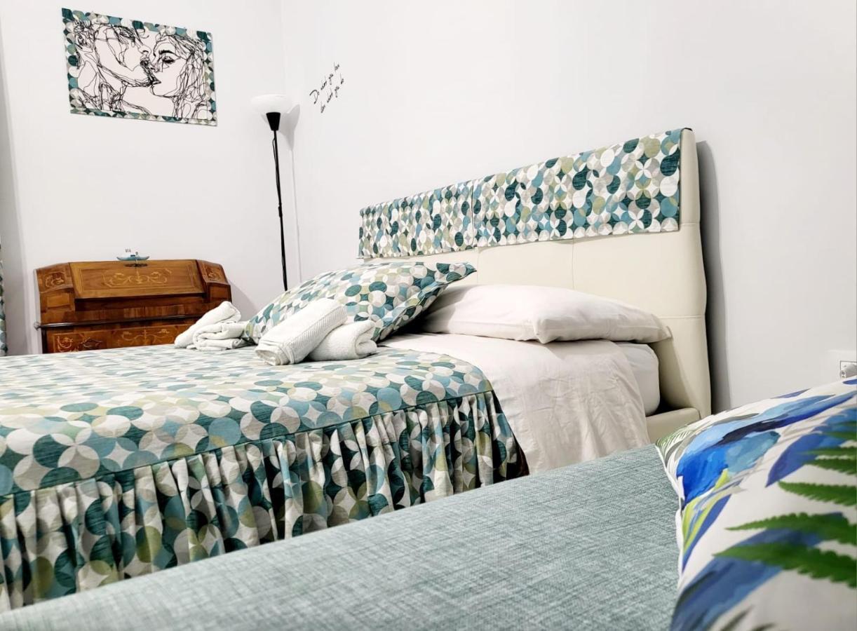 Dory'S Room Camera Nel Cuore Di Napoli 외부 사진